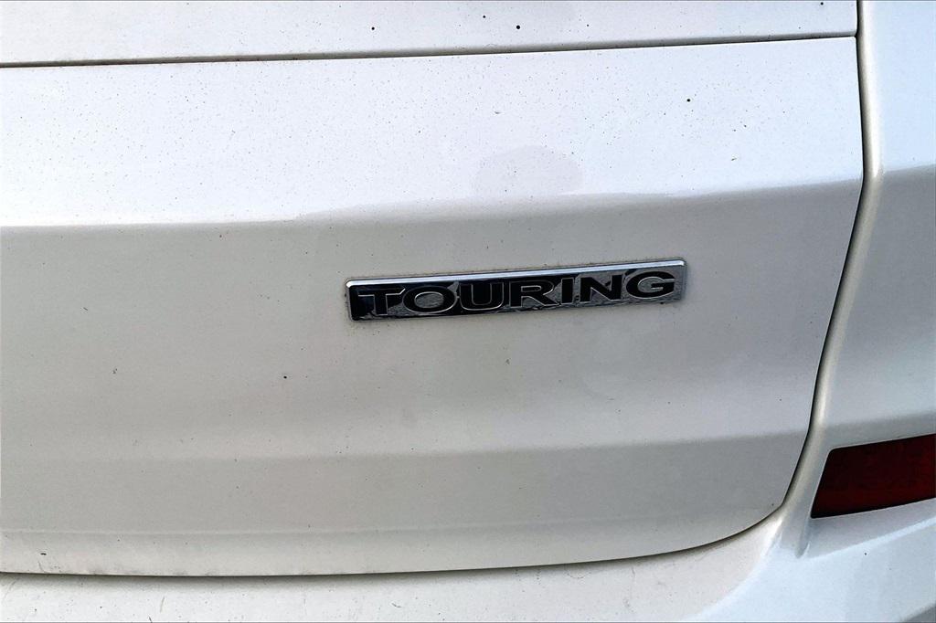 used 2016 Honda CR-V car, priced at $15,995