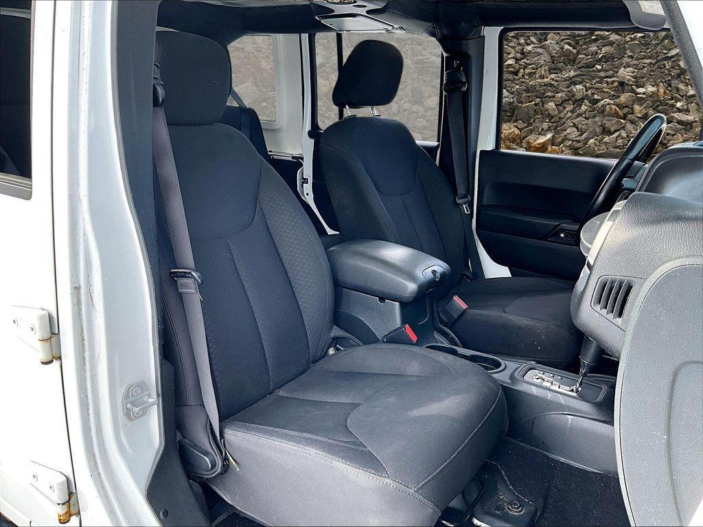 used 2016 Jeep Wrangler Unlimited car, priced at $13,995