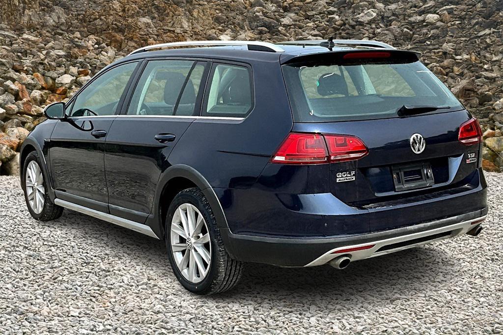 used 2017 Volkswagen Golf Alltrack car, priced at $7,495