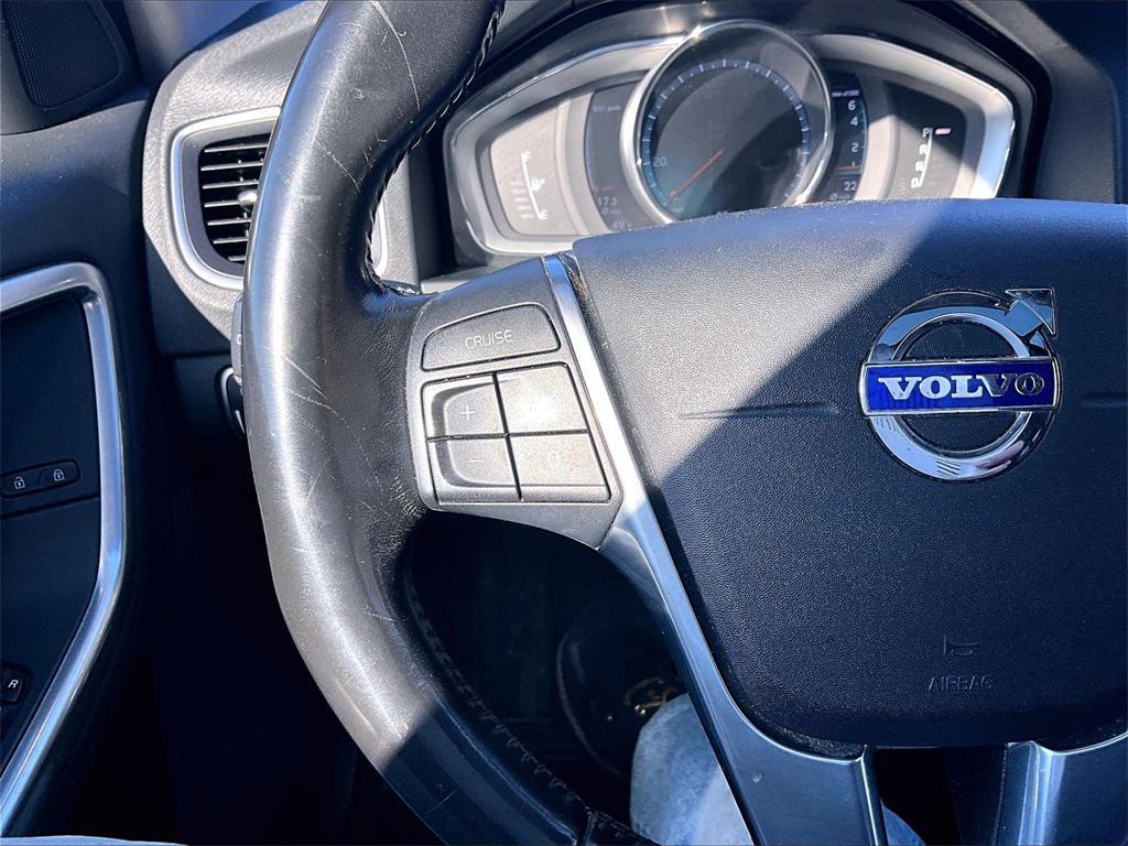 used 2016 Volvo V60 Cross Country car, priced at $8,995