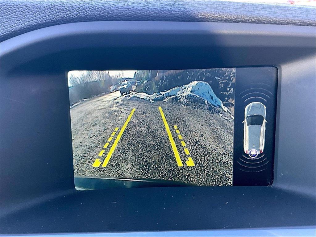 used 2016 Volvo V60 Cross Country car, priced at $8,995