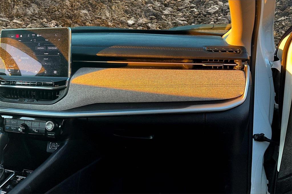 used 2022 Jeep Compass car, priced at $18,995