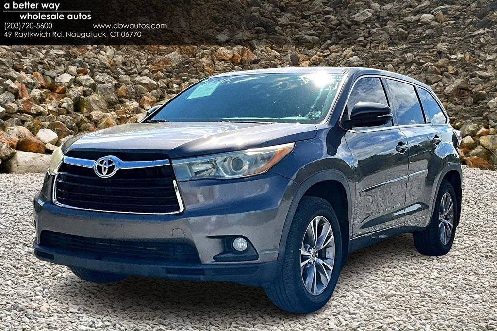 used 2015 Toyota Highlander car, priced at $11,995