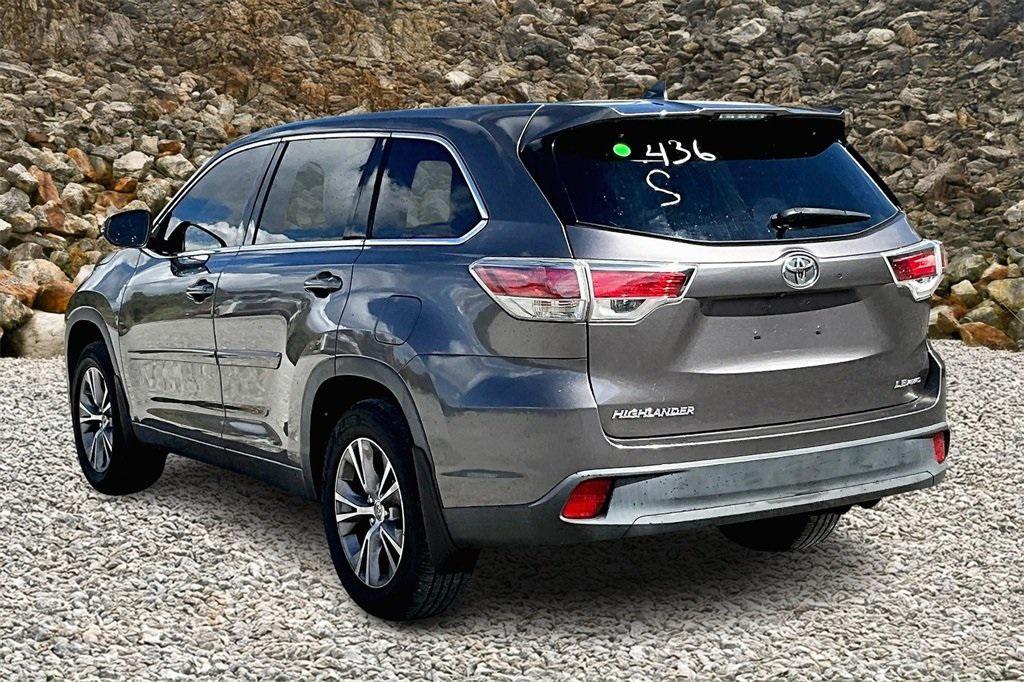used 2015 Toyota Highlander car, priced at $11,995