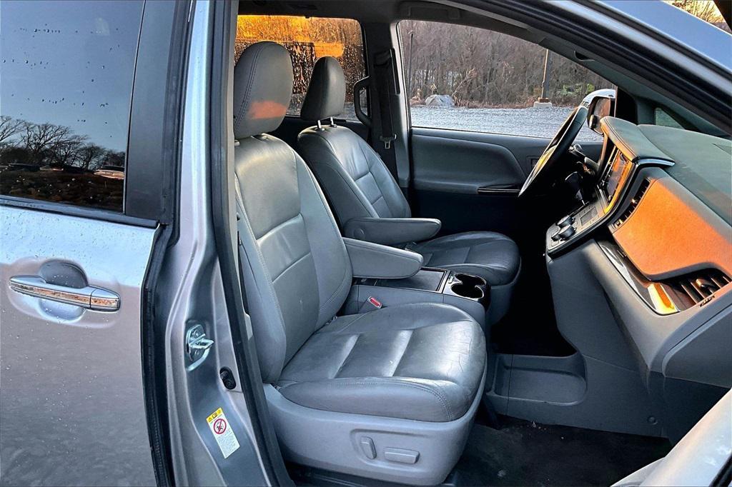 used 2018 Toyota Sienna car, priced at $19,995