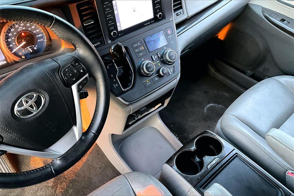 used 2018 Toyota Sienna car, priced at $19,995