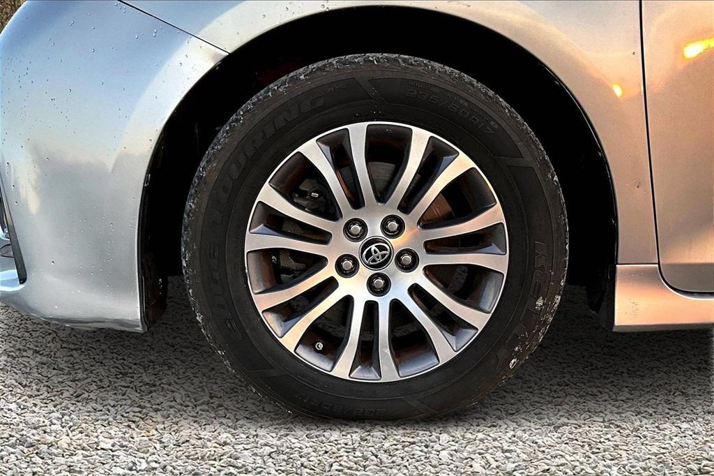 used 2018 Toyota Sienna car, priced at $19,995