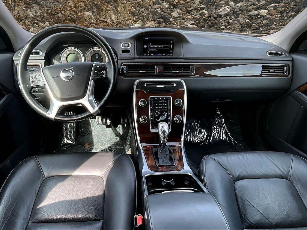 used 2013 Volvo XC70 car, priced at $7,995