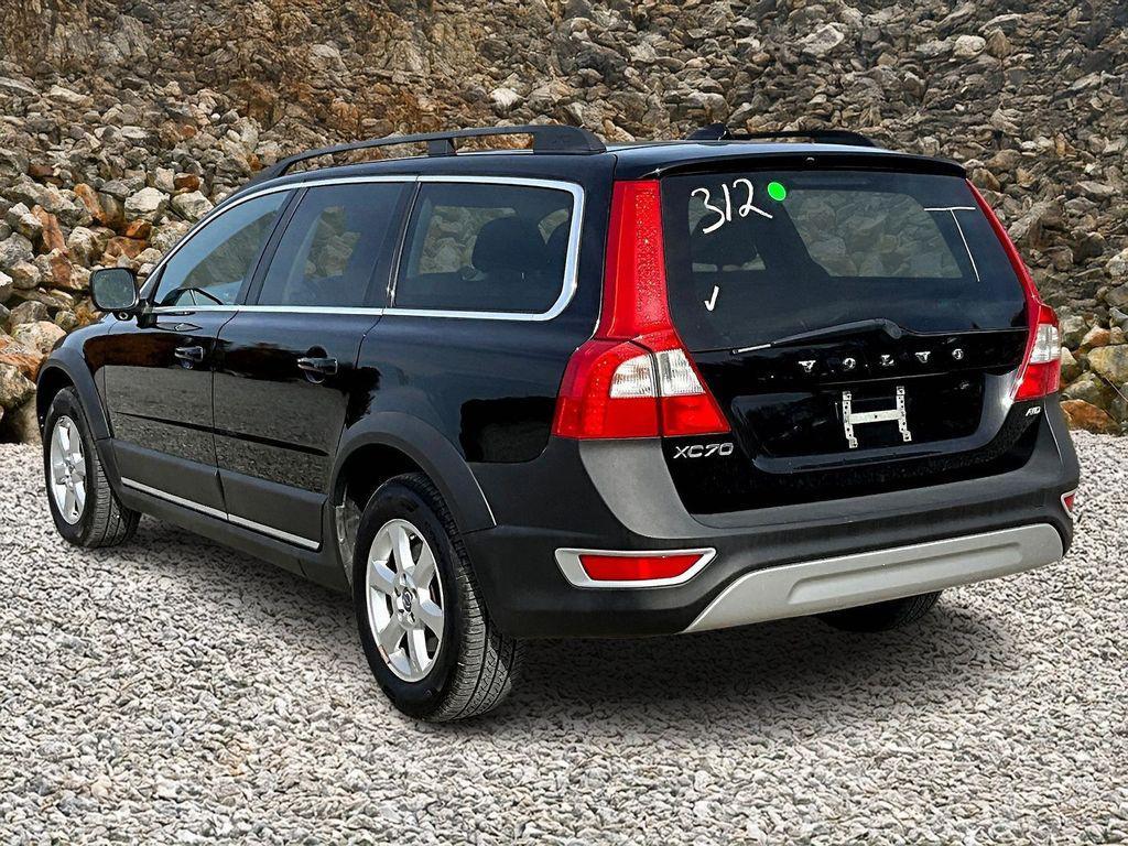 used 2013 Volvo XC70 car, priced at $7,995