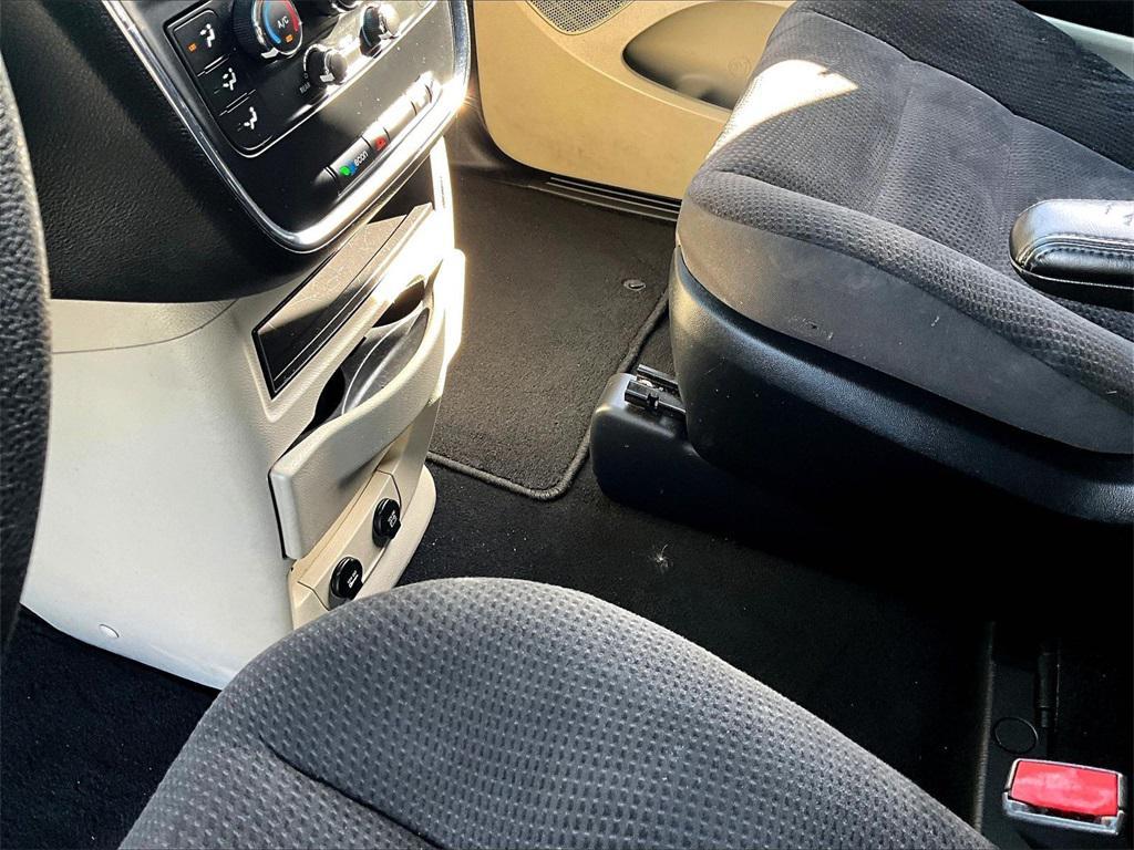 used 2019 Dodge Grand Caravan car, priced at $7,495