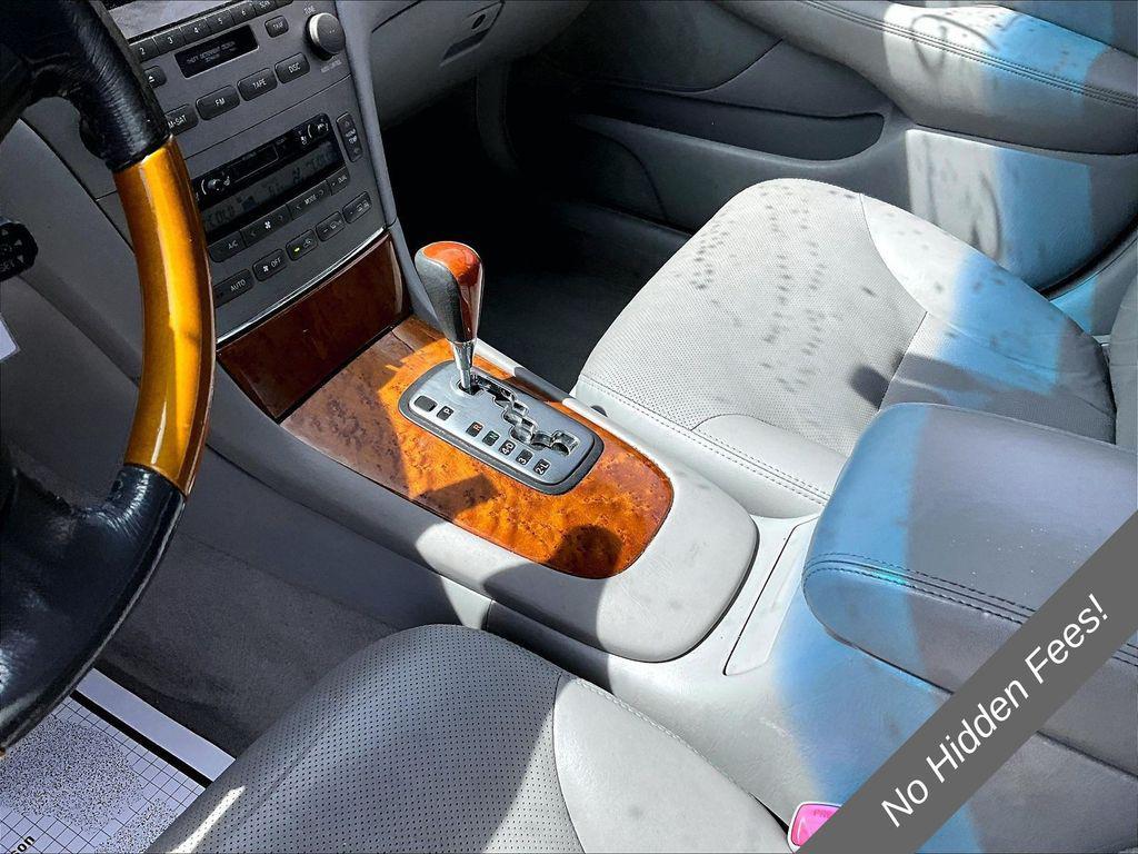 used 2005 Lexus ES 330 car, priced at $6,985
