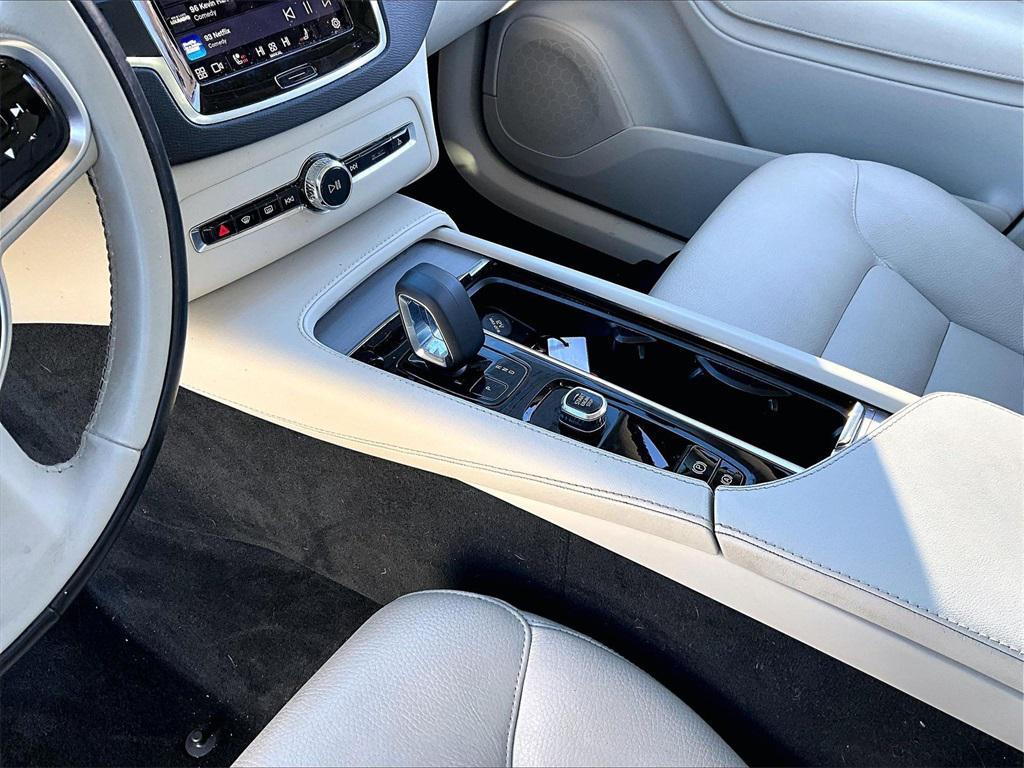 used 2023 Volvo XC90 car, priced at $26,995