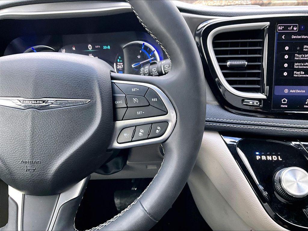 used 2023 Chrysler Pacifica Hybrid car, priced at $20,995