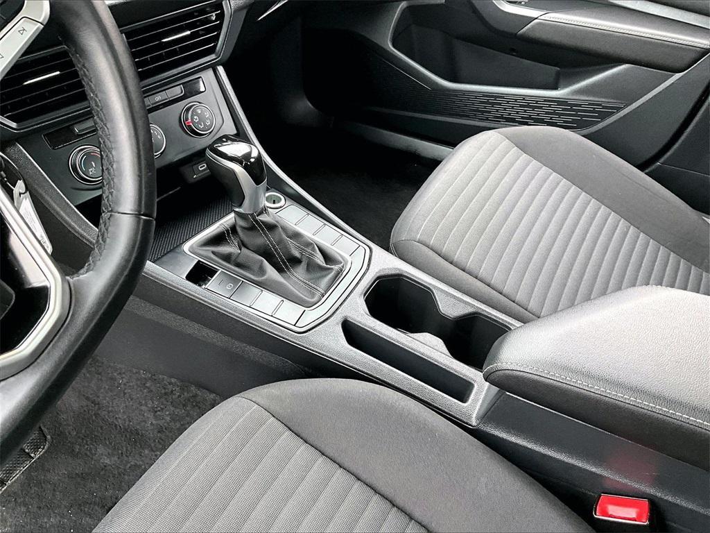 used 2024 Volkswagen Jetta car, priced at $17,995