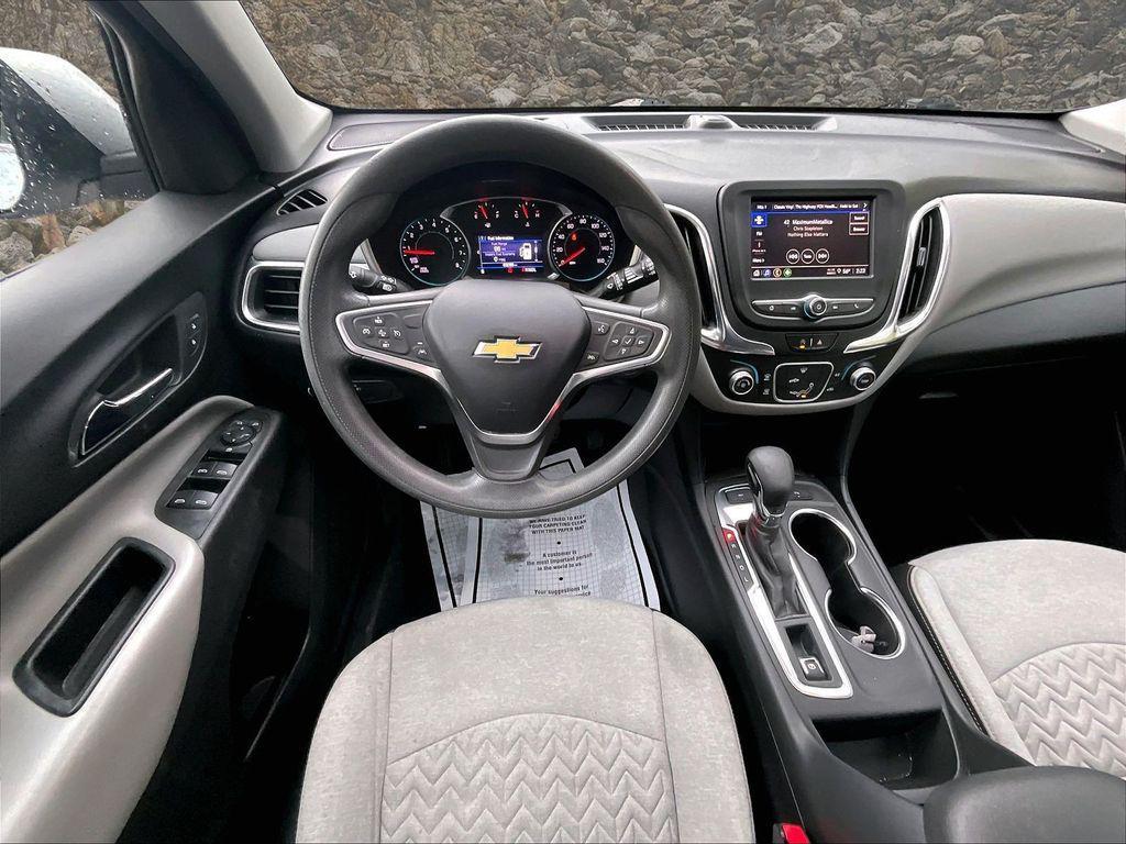 used 2022 Chevrolet Equinox car, priced at $16,995