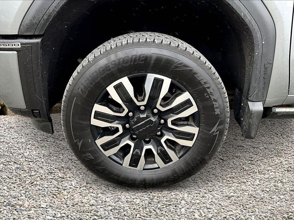 used 2024 GMC Sierra 2500 car, priced at $73,995