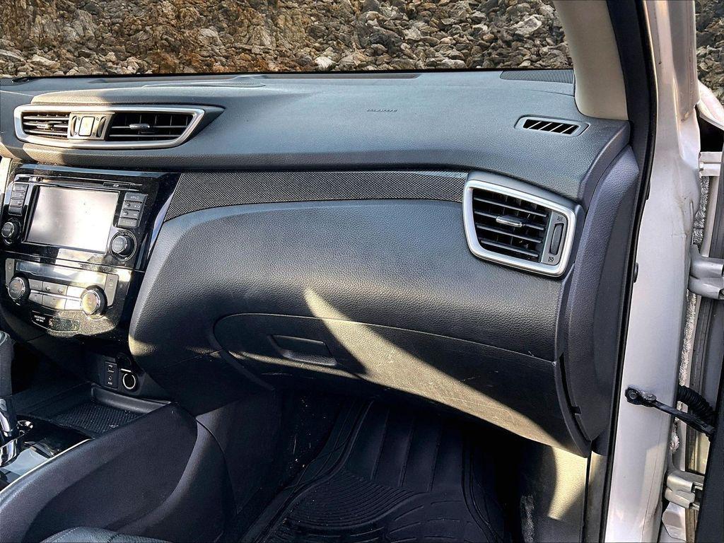 used 2015 Nissan Rogue car, priced at $5,995