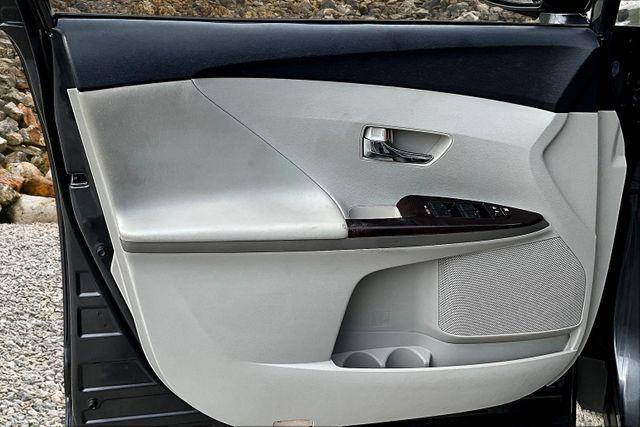 used 2010 Toyota Venza car, priced at $7,495