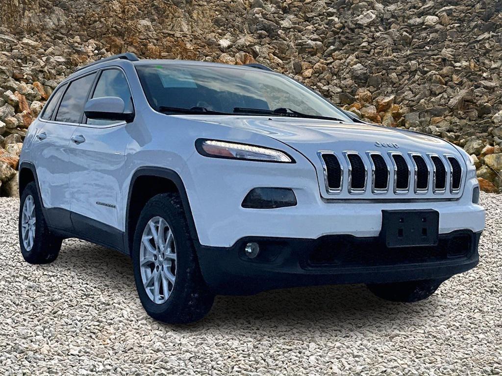 used 2014 Jeep Cherokee car, priced at $7,995
