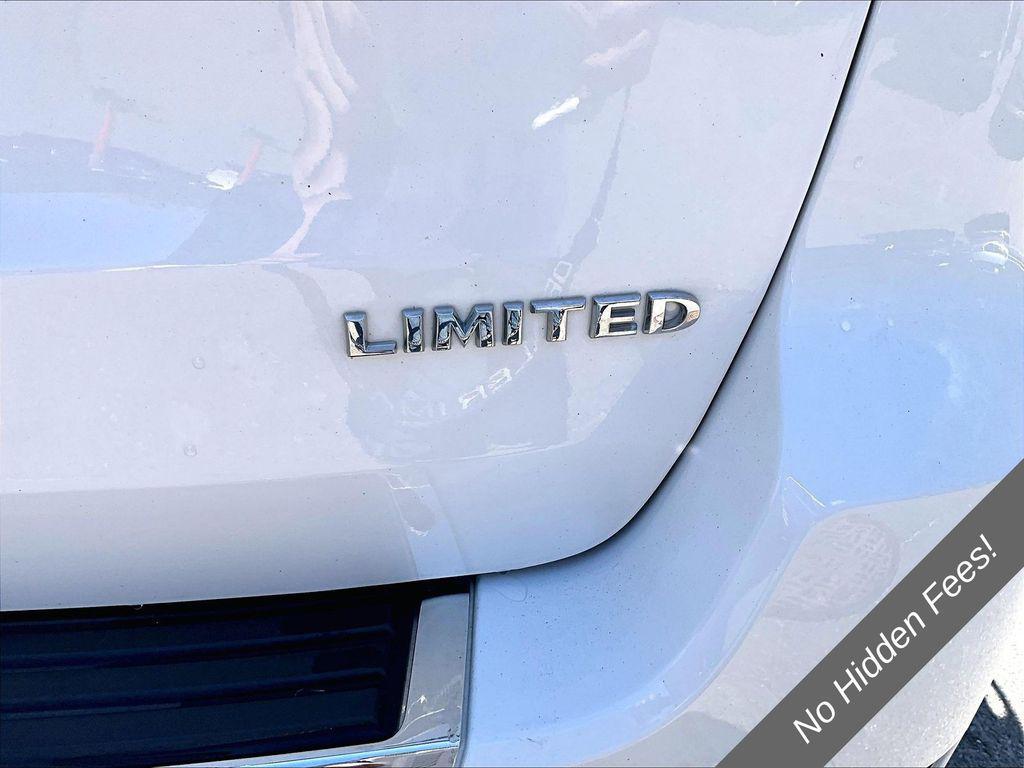 used 2020 Jeep Grand Cherokee car, priced at $14,985