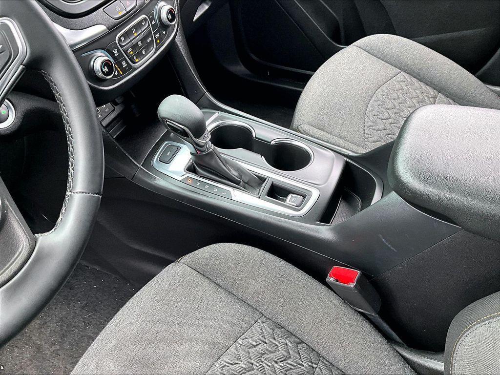 used 2024 Chevrolet Equinox car, priced at $16,995