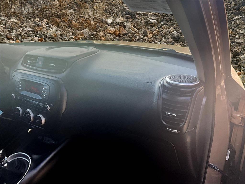 used 2015 Kia Soul car, priced at $5,995