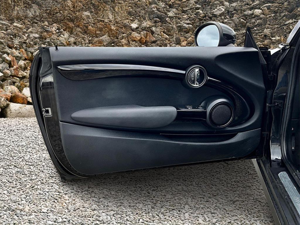 used 2019 MINI Hardtop car, priced at $11,995