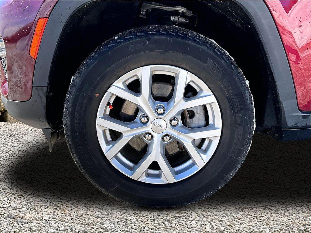 used 2023 Jeep Grand Cherokee car, priced at $27,995