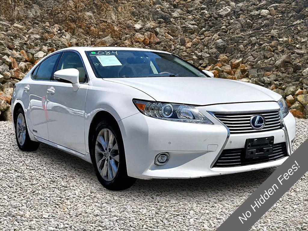 used 2015 Lexus ES 300h car, priced at $12,985