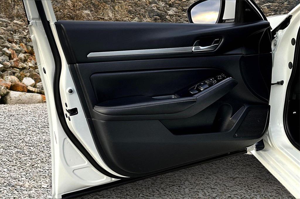 used 2023 Nissan Altima car, priced at $18,995