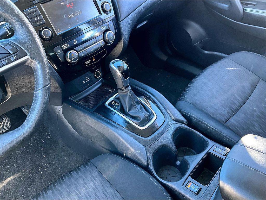 used 2019 Nissan Rogue car, priced at $10,995