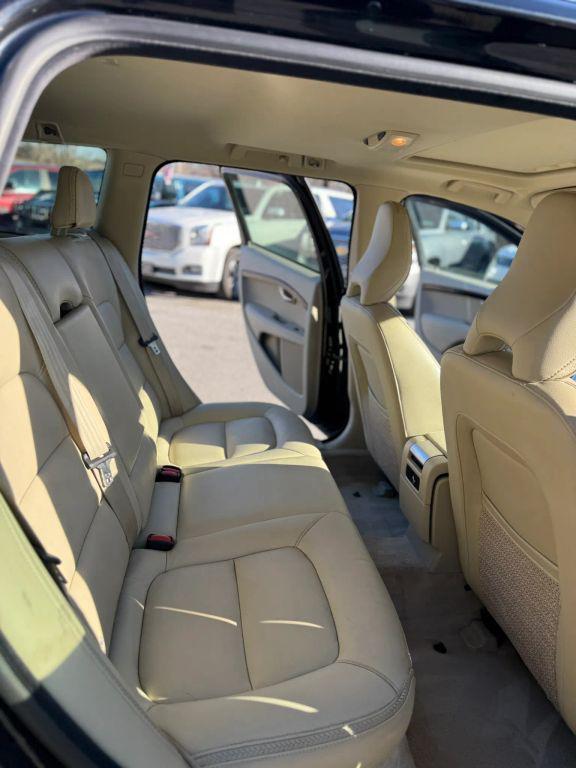 used 2016 Volvo XC70 car, priced at $14,500