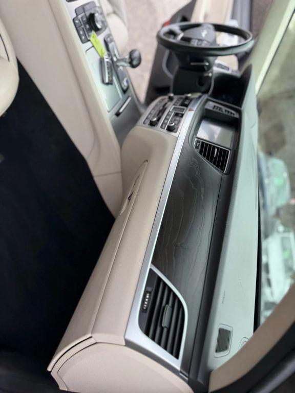 used 2018 Genesis G80 car, priced at $25,999