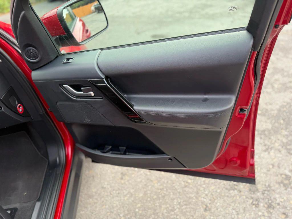 used 2015 Land Rover LR2 car, priced at $9,999