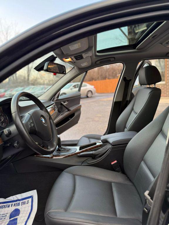 used 2009 BMW 328 car, priced at $8,500