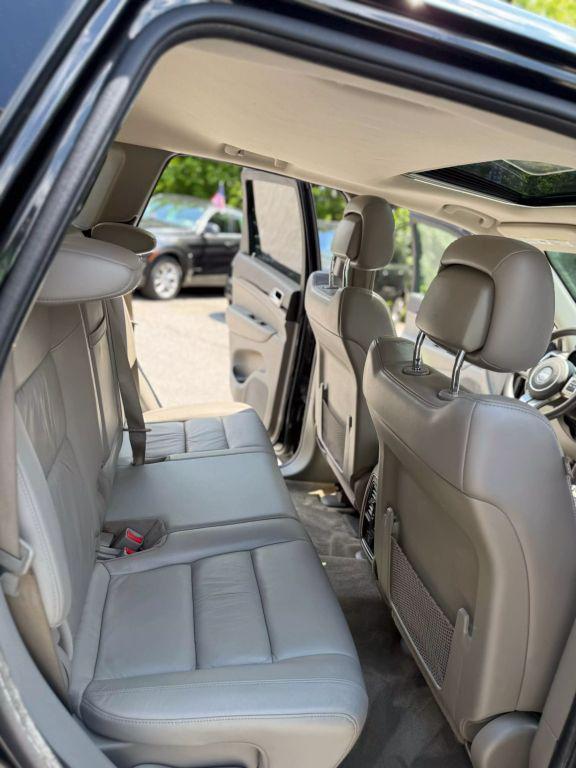 used 2012 Jeep Grand Cherokee car, priced at $11,500
