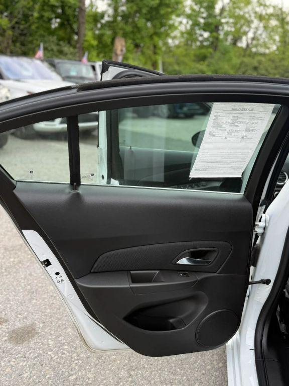 used 2016 Chevrolet Cruze Limited car, priced at $8,999