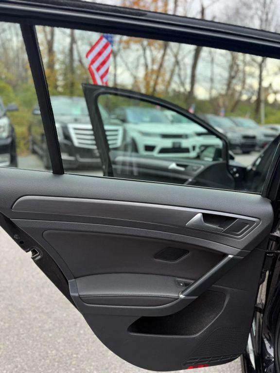 used 2019 Volkswagen Golf SportWagen car, priced at $16,750