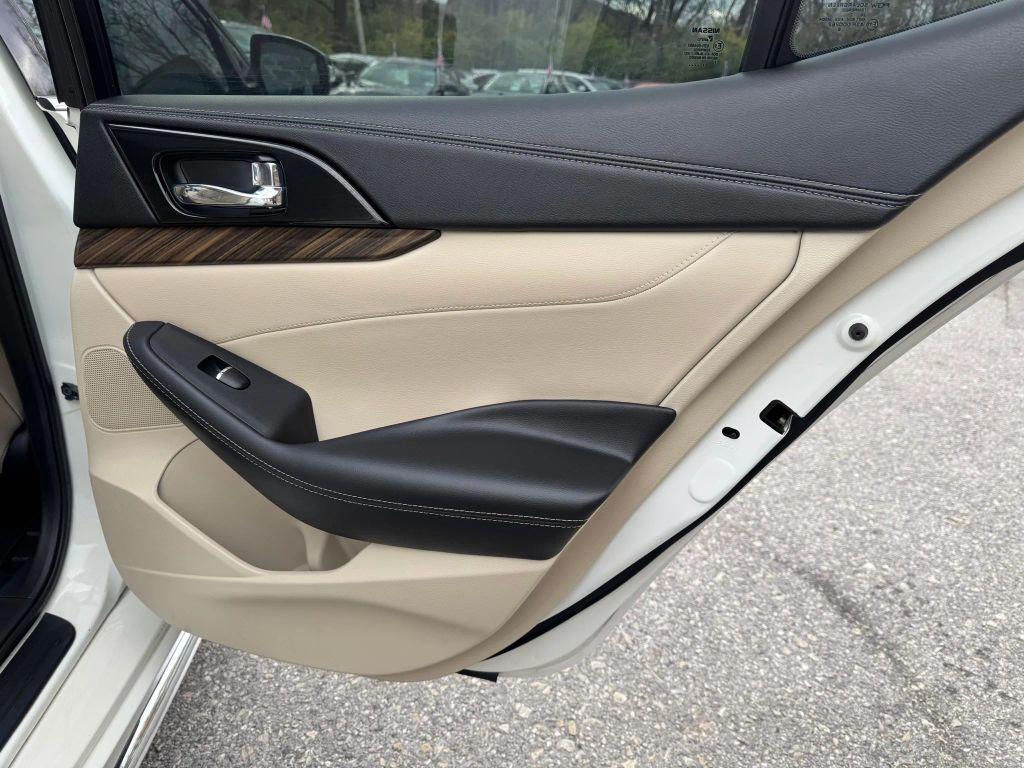 used 2018 Nissan Maxima car, priced at $19,999