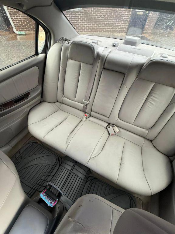 used 2000 Nissan Maxima car, priced at $4,999