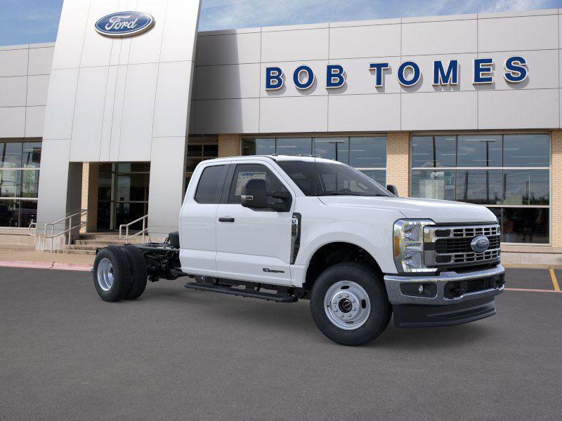 new 2025 Ford F-350 car, priced at $66,500