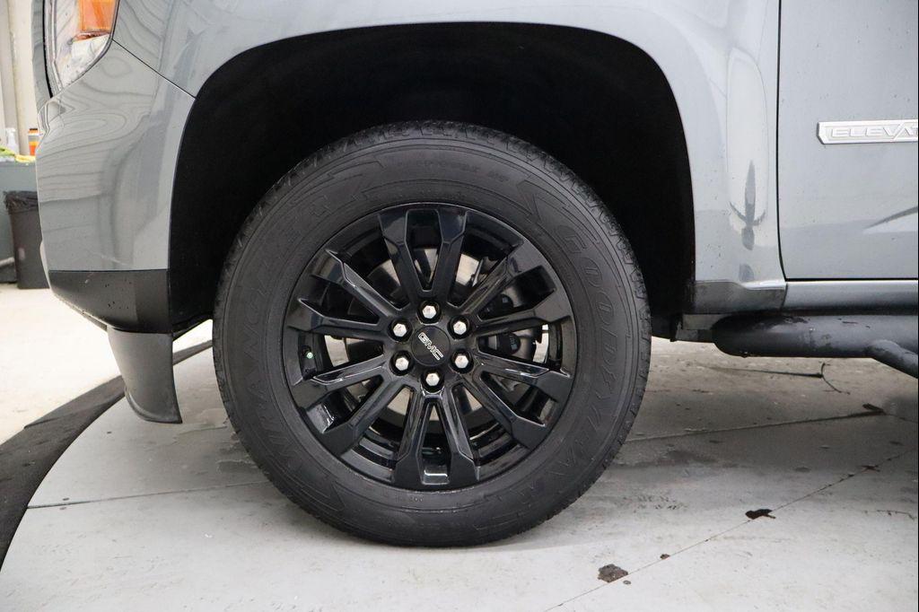 used 2022 GMC Canyon car, priced at $26,995