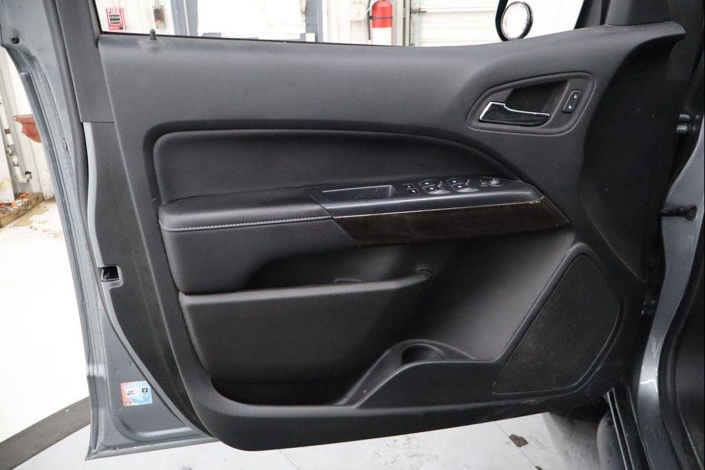 used 2022 GMC Canyon car, priced at $26,995