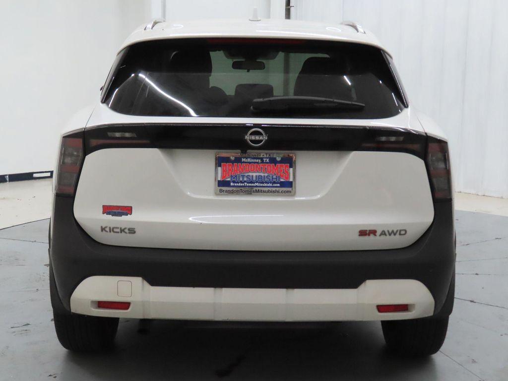 used 2025 Nissan Kicks car