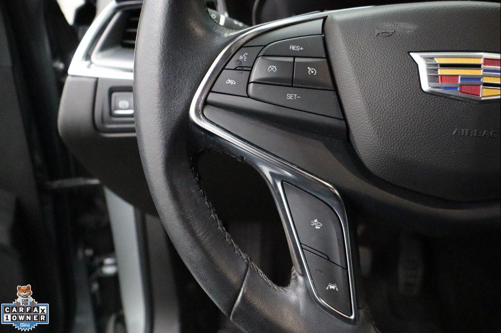 used 2023 Cadillac XT5 car, priced at $26,961