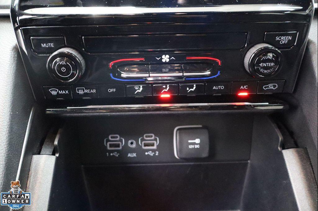 used 2025 Jeep Grand Cherokee L car, priced at $30,224