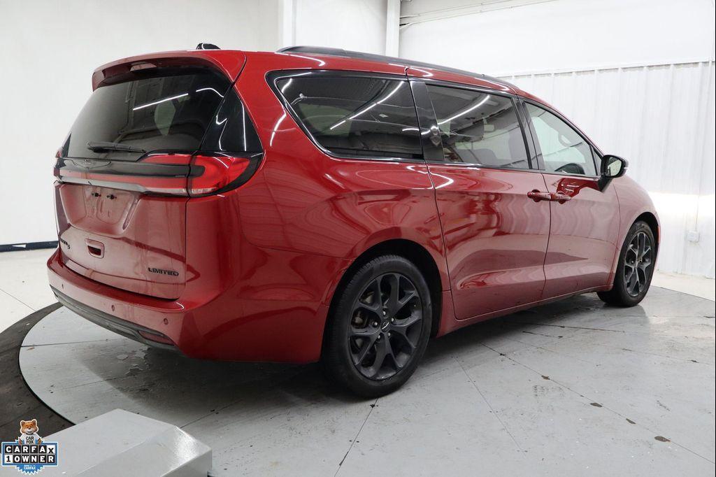 used 2025 Chrysler Pacifica car, priced at $34,495