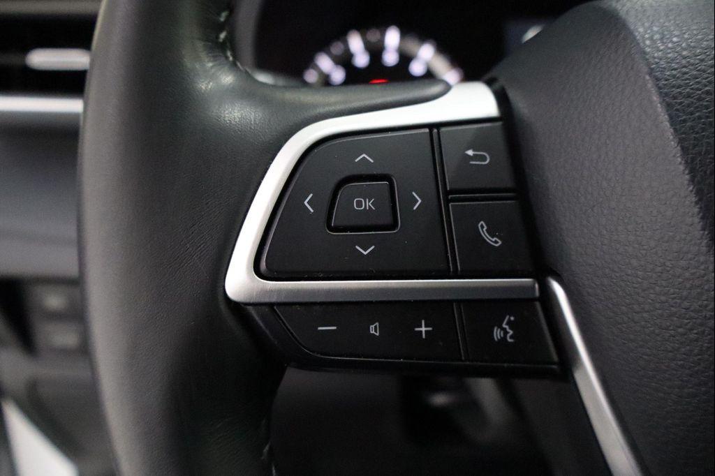 used 2022 Toyota Highlander car, priced at $24,495