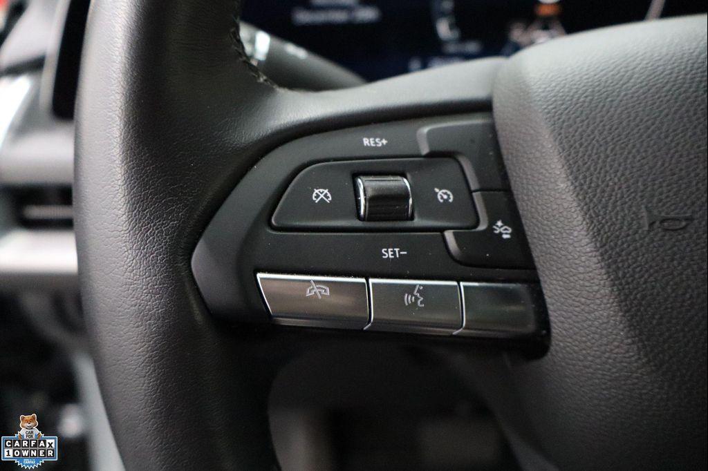 used 2025 Cadillac XT4 car, priced at $31,995