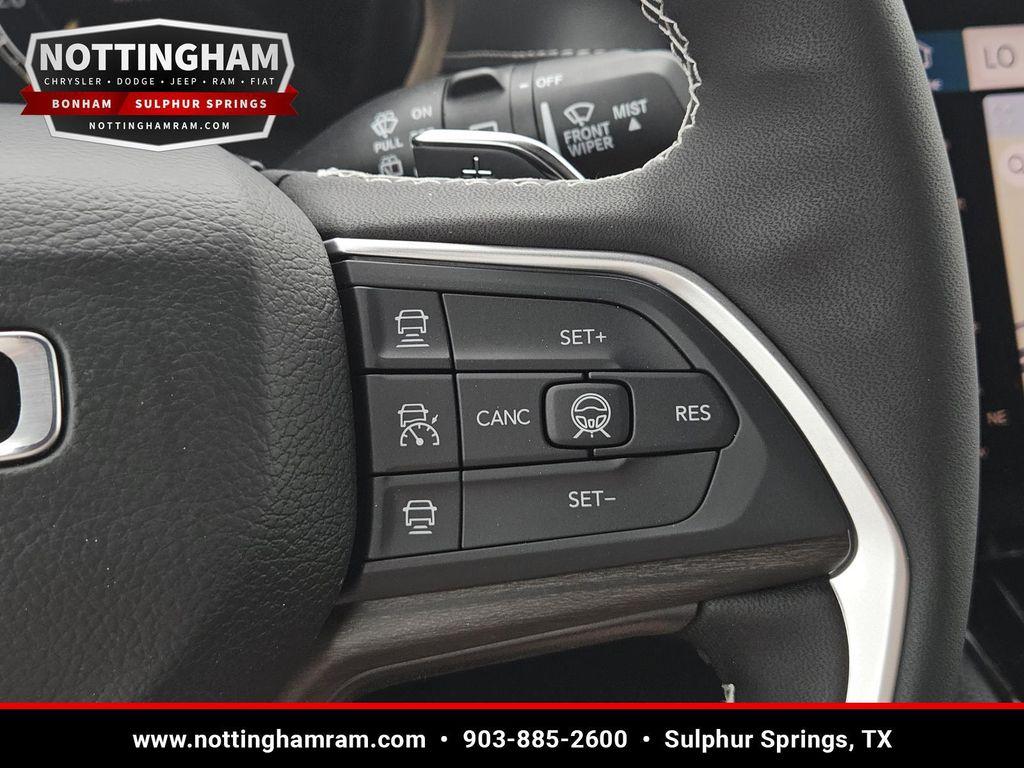 new 2026 Jeep Grand Cherokee car, priced at $40,399